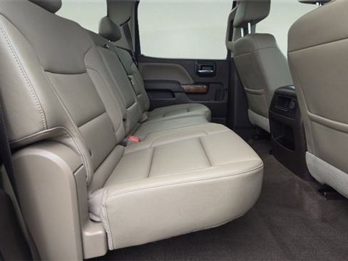 Used 2018 GMC Sierra 1500 SLT w/ SLT Premium Package image 17