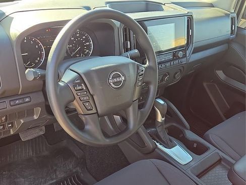 Used 2025 Nissan Frontier S image 20