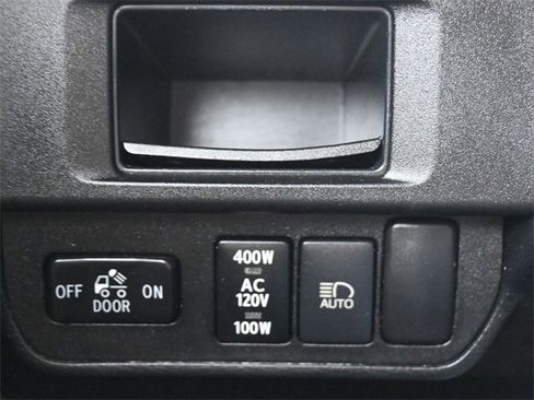 Used 2019 Toyota Tacoma TRD Sport image 26