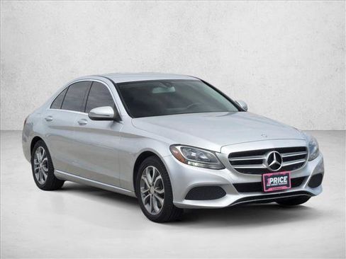 Used 2016 Mercedes-Benz C 300 Sedan image 3