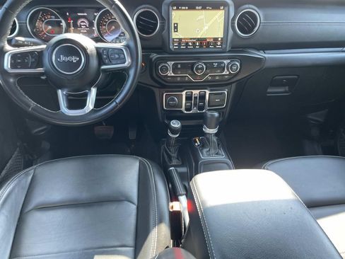Used 2022 Jeep Wrangler Unlimited Sahara w/ Safety Group AWD/4WD image 9