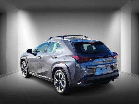 Used 2024 Lexus UX 250h AWD w/ Premium Package image 3