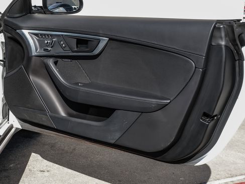 Used 2021 Jaguar F-TYPE Coupe image 37