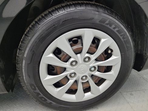 Used 2020 Kia Forte FE image 31