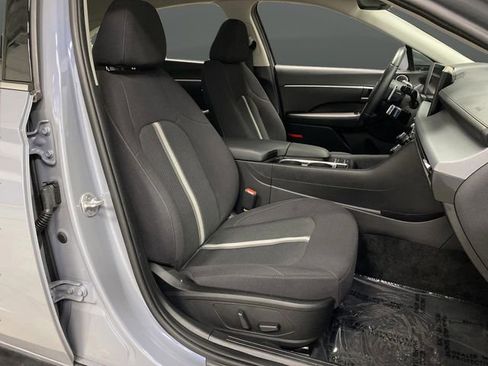 Certified 2025 Hyundai Sonata SEL image 29