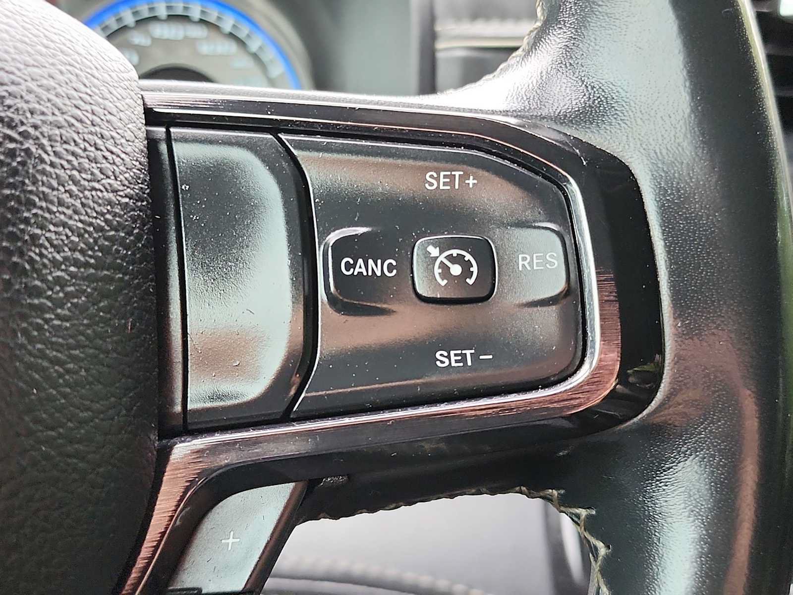 Used 2022 RAM 1500 Limited AWD/4WD image 14