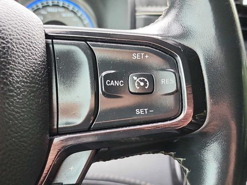 Used 2022 RAM 1500 Limited AWD/4WD image 14