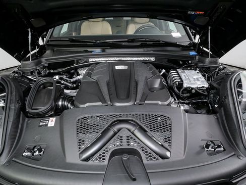 New 2026 Porsche Macan S AWD/4WD image 36