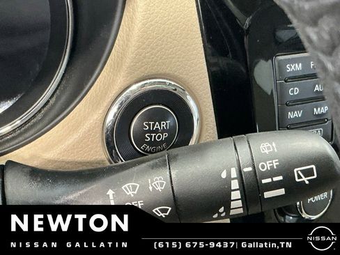 Used 2016 Nissan Rogue SL w/ SL Premium Package FWD image 42