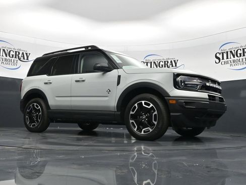 Used 2023 Ford Bronco Sport Outer Banks w/ Tech Package image 17