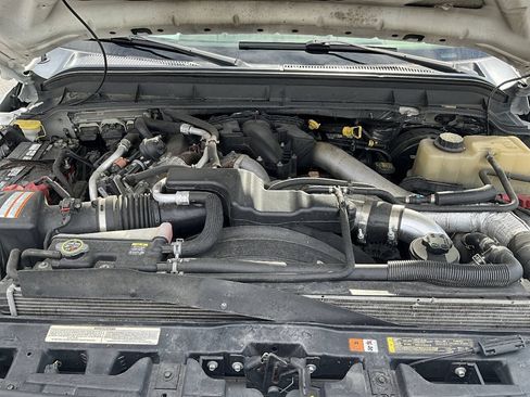 Used 2011 Ford F250 Lariat w/ Lariat Ultimate Pkg AWD/4WD image 18