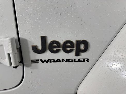 Used 2023 Jeep Wrangler Unlimited Rubicon 392 w/ Trailer Tow Package image 32