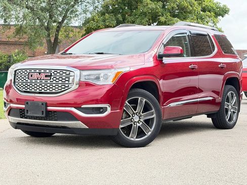 Used 2019 GMC Acadia Denali w/ Technology Package AWD/4WD image 2