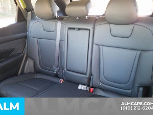 Used 2025 Hyundai Tucson SEL image 16