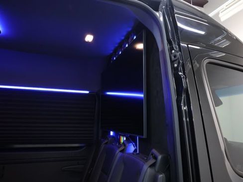 Used 2022 Mercedes-Benz Sprinter 2500 image 65