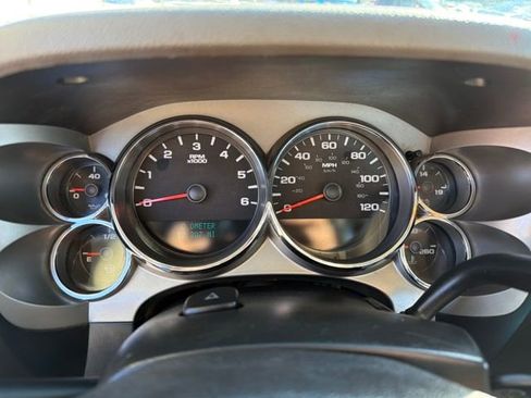 Used 2010 Chevrolet Silverado 2500 W/T w/ Snow Plow Prep Package image 15