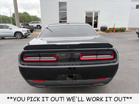 Used 2022 Dodge Challenger SXT w/ Blacktop Package RWD image 5