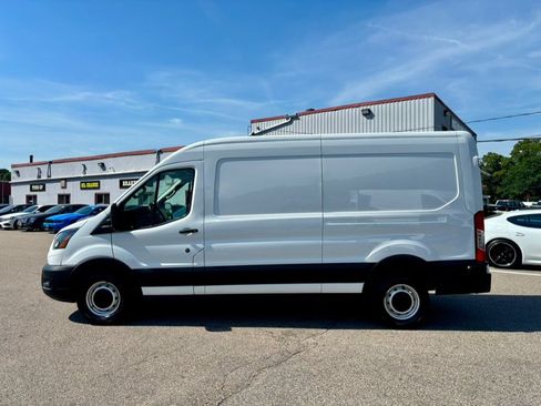 Used 2020 Ford Transit 250 Medium Roof w/ Load Area Protection Package RWD image 5