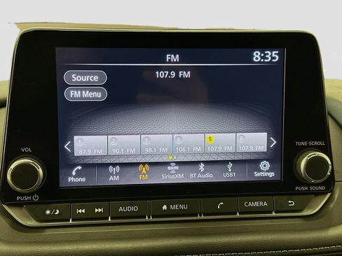 Used 2023 Nissan Rogue SV AWD/4WD image 21