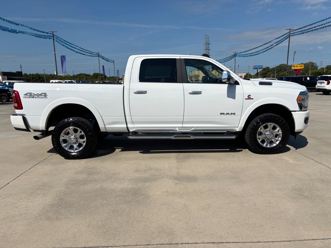 Used 2022 RAM 2500 Laramie AWD/4WD image 5