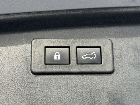 Used 2023 Subaru Outback Limited XT image 14