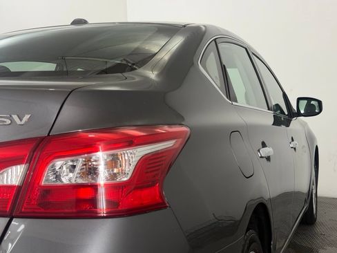 Used 2019 Nissan Sentra SV FWD image 57