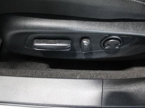 Used 2023 Honda Accord EX image 10