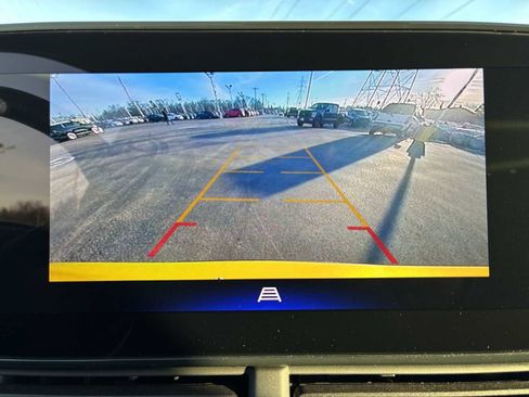 Certified 2024 Chevrolet Trax ACTIV w/ Sunroof Package image 14