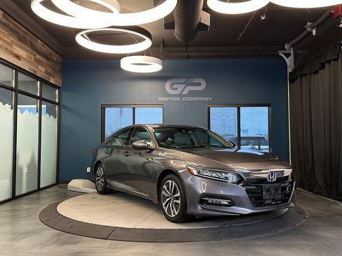 Used 2019 Honda Accord EX image 1