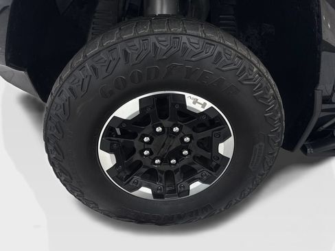 Used 2024 GMC Hummer EV 2X w/ Extreme Off-Road Package AWD/4WD image 86