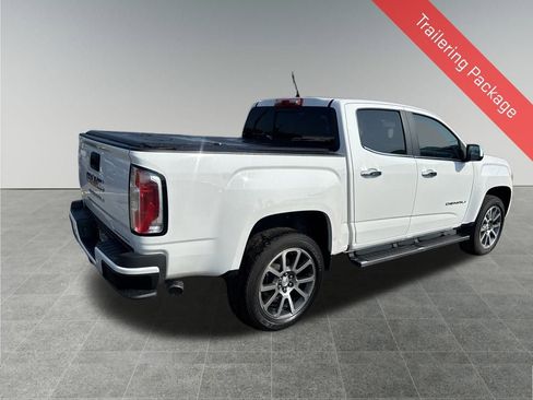 Used 2022 GMC Canyon Denali image 6