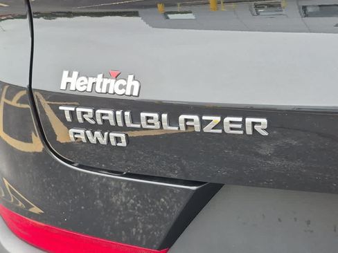 Used 2023 Chevrolet TrailBlazer LS AWD/4WD image 21