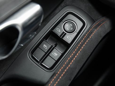 Certified 2018 Porsche 911 GT3 image 18