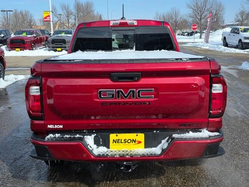 Used 2025 GMC Canyon AT4 w/ Technology Plus Package AWD/4WD image 11