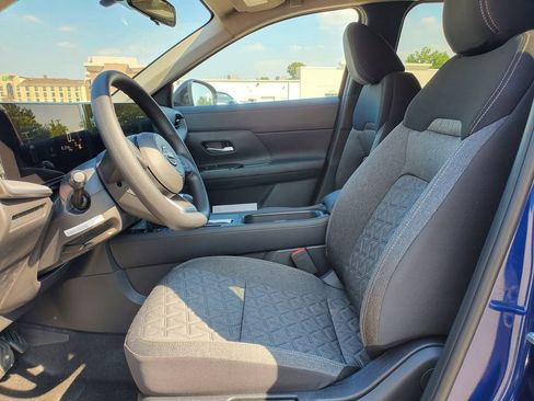 New 2026 Nissan Kicks SV w/ SV Premium Package image 17