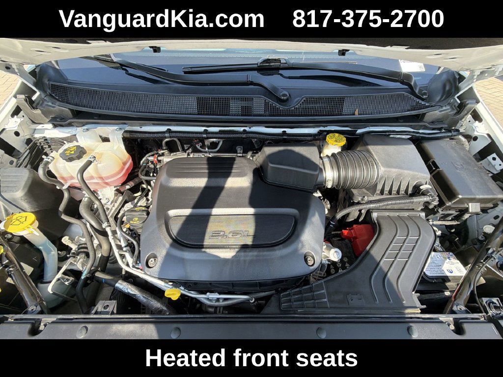 Used 2025 Chrysler Pacifica Select FWD image 21