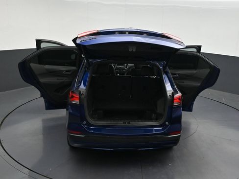 Used 2023 Chevrolet Equinox RS FWD image 41