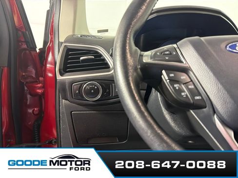 Certified 2024 Ford Edge SEL AWD/4WD image 13