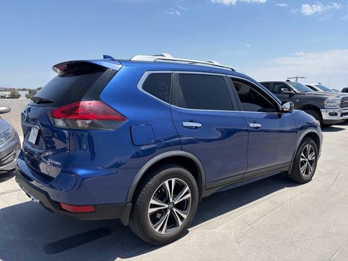 Used 2020 Nissan Rogue SV w/ Sun & Sound Touring Package AWD/4WD image 2