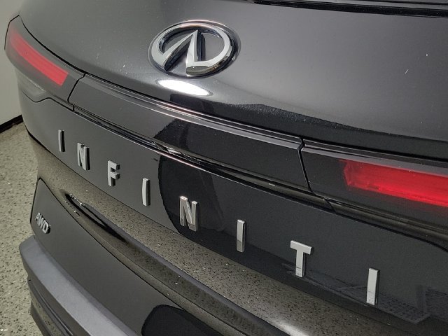Certified 2024 INFINITI QX60 Pure AWD/4WD image 6