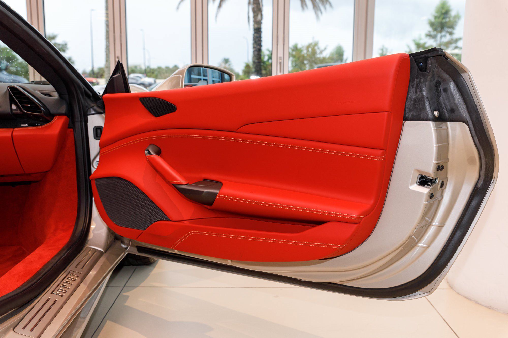 Used 2018 Ferrari 488 Spider RWD image 39