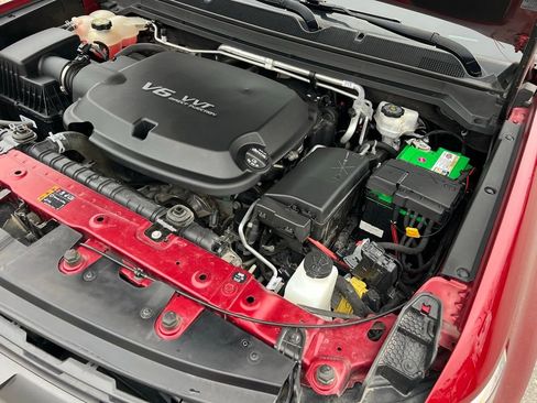 Used 2018 Chevrolet Colorado Z71 image 43