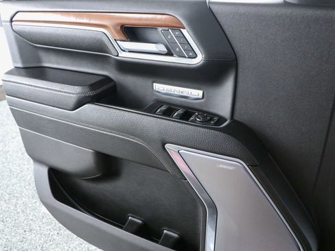 Used 2023 GMC Sierra 1500 Denali AWD/4WD image 25