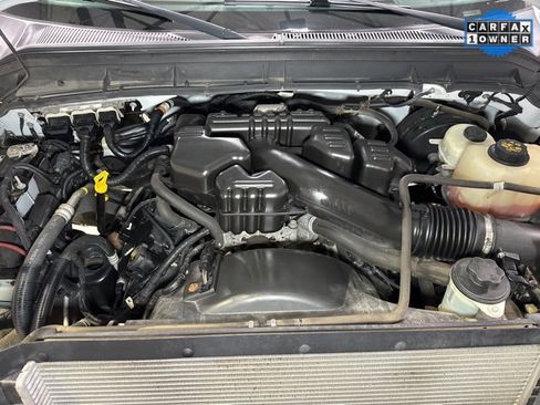 Used 2016 Ford F250 XL w/ Power Equipment Group image 2