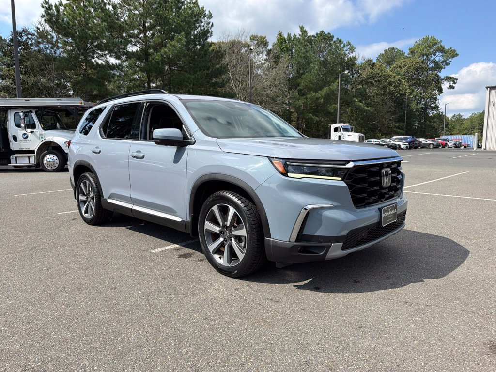 Used 2023 Honda Pilot Elite image 4