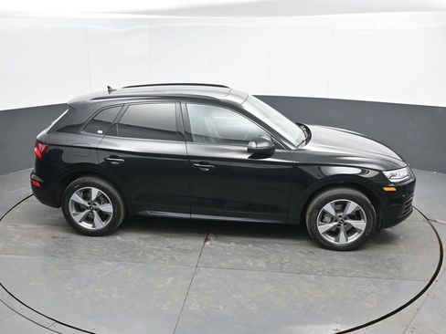 Used 2020 Audi Q5 2.0T Premium w/ Titanium Sport Package image 35