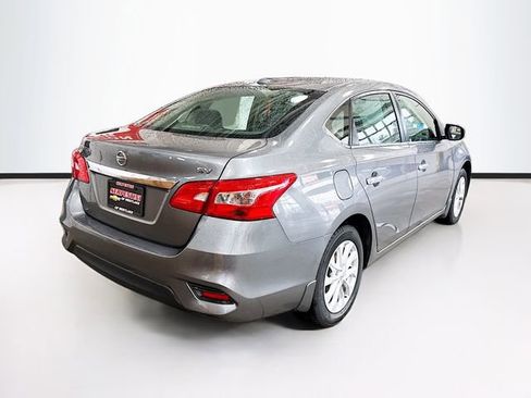 Used 2018 Nissan Sentra SV image 6