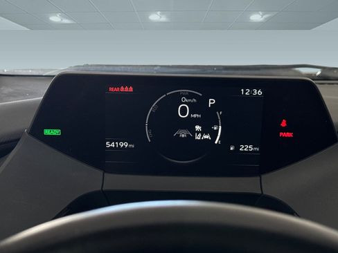 Used 2024 Toyota Prius LE FWD image 21