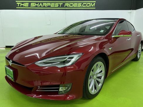 Used 2017 Tesla Model S 90D AWD/4WD image 5