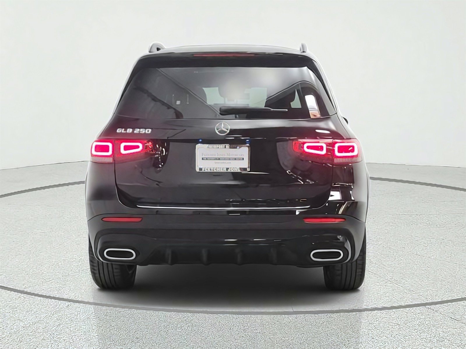 Used 2023 Mercedes-Benz GLB 250 image 6